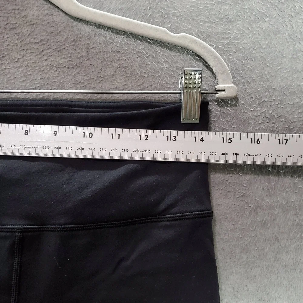 Lululemon Women Activewear Pants 10 Black Reveal Crop Legging Mesh‎ Yoga